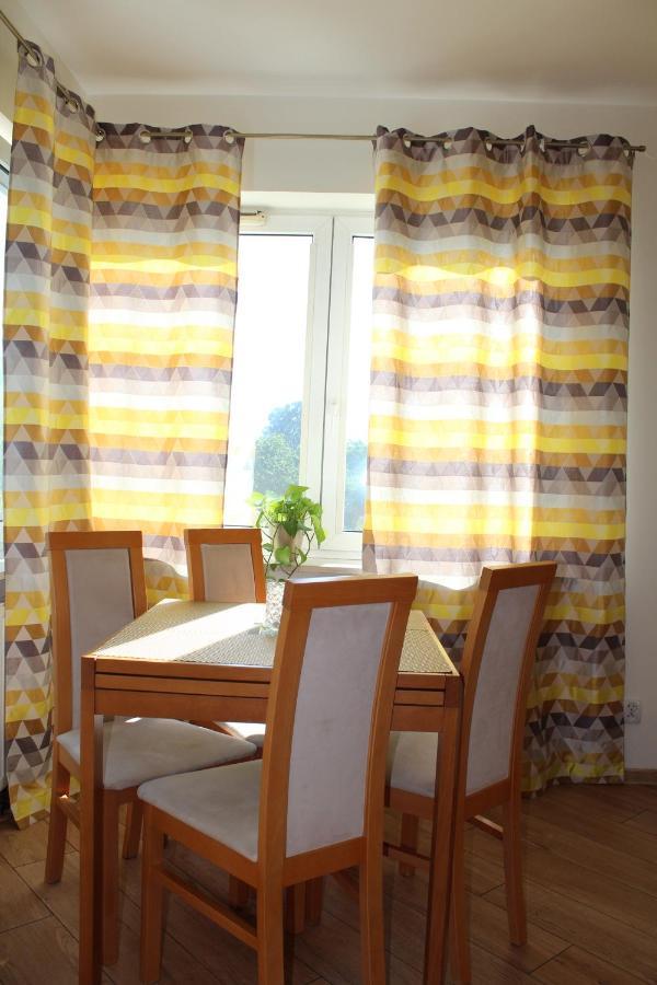 Apartament 69 Metro Appartement Warschau Buitenkant foto